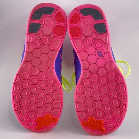 nike girls running shoes